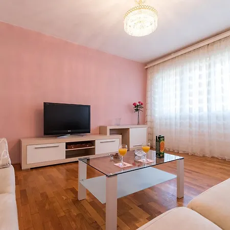 Washingtonova Apartman *